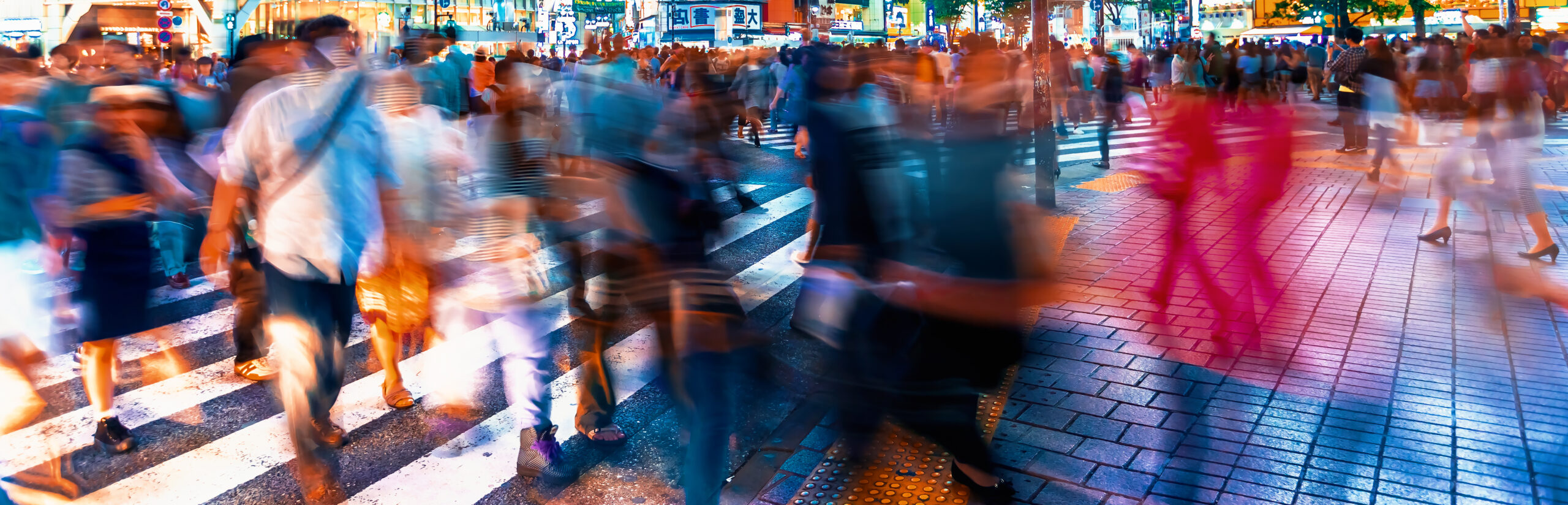 people-and-traffic-cross-the-famous-scramble-inter-2026-09-22-10-56-15-utc_cr people-and-traffic-cross